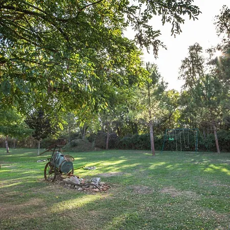 Holiday home Le Poulailler De La Soursol