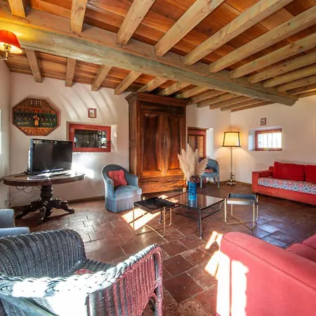 Tatil Evi Le Poulailler De La Soursol Rivières